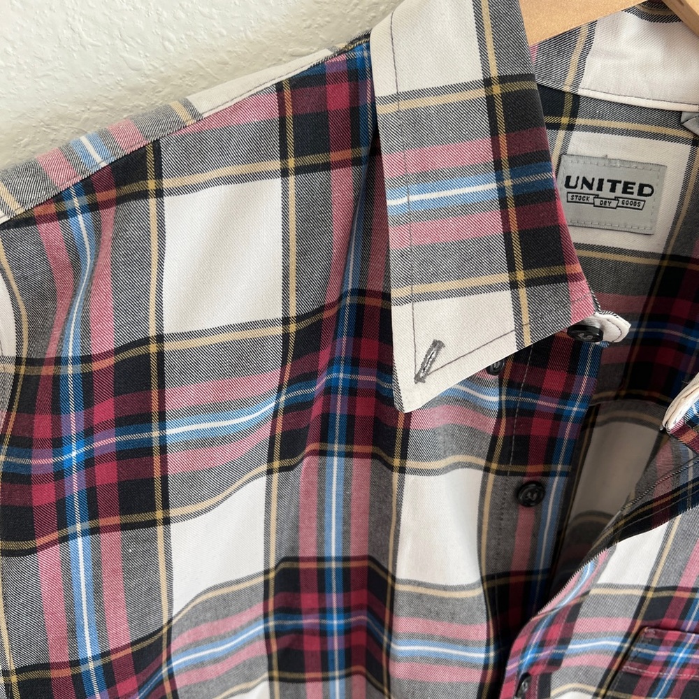 UNITED STOCK DRY GOODS shirt / plaid button down / men's M - Picture 5 of 6